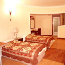 Kish-Flamingo-06.jpg