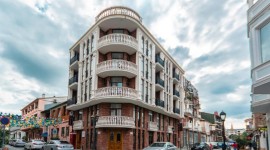 هتل لندن (London) باتومی