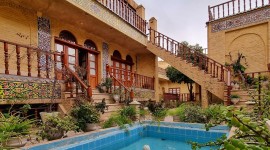 اقامتگاه سنتی فروغ مهر شیراز