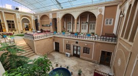 اقامتگاه بومگردی آذری ها یزد