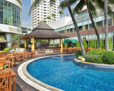 Bangkok-PrincePalace-24.jpg