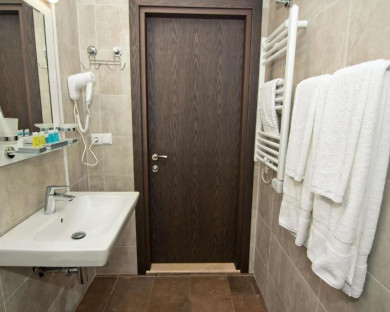 Batumi-SkyInn-23.jpg