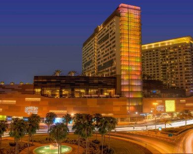 Dubai-SwissotelAl-ghurair-1.jpg