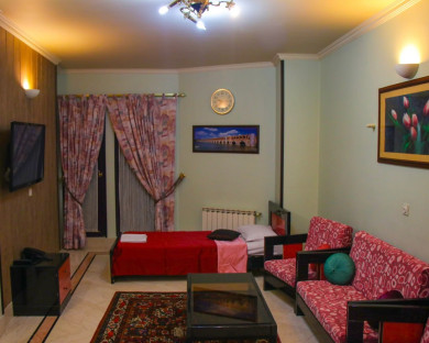Esfahan-HashtBehesht-30.jpg