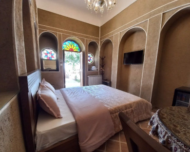 Esfahan-HezaroyekshabeChaharbagh-03.jpg
