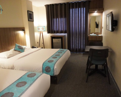 Esfahan-KarbatHotel-10.jpg