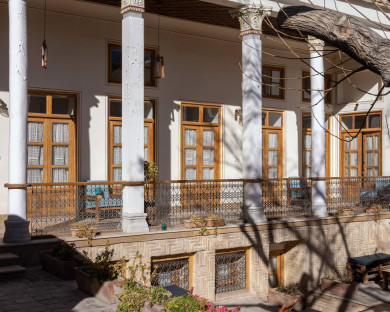 Esfahan-Meydan-1.jpg