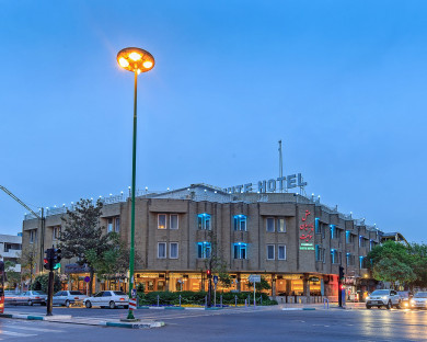 Esfahan-ParsianSuite-33.jpg