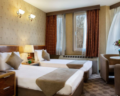 Esfahan-ParsianSuite-44.jpg