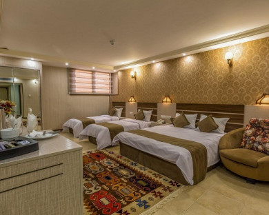 Esfahan-Venoos-25.jpg