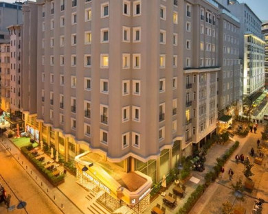 Istanbul-GoldenAge-1.jpg