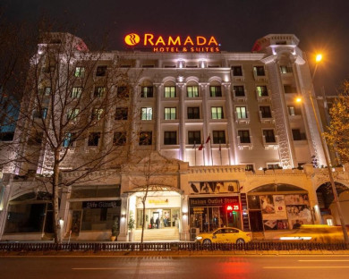 Istanbul-RamadaMerter-2.jpg
