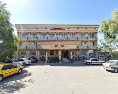 Kerman-Akhavan-08.jpg