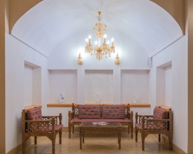 Kerman-VakilKarvanaserai(karvanica)-17.jpg