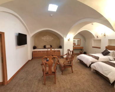 Kerman-VakilKarvanaserai(karvanica)-19.jpg