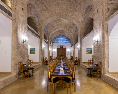 Kerman-VakilKarvanaserai(karvanica)-9.jpg