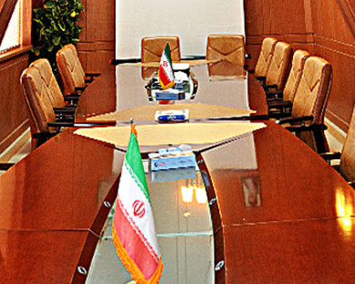 Kish-Parmis-07.jpg