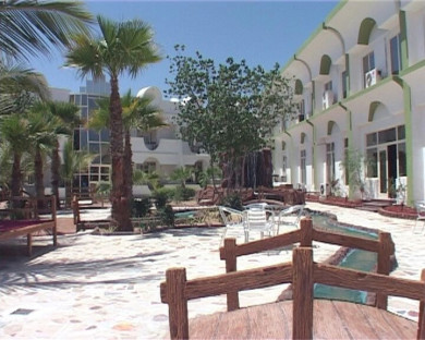 Kish-Pars_nik-01.jpg