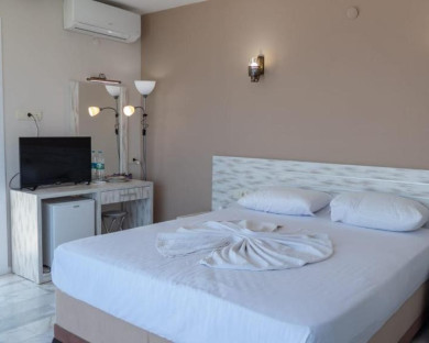 Kusadasi-Melike-6.jpg
