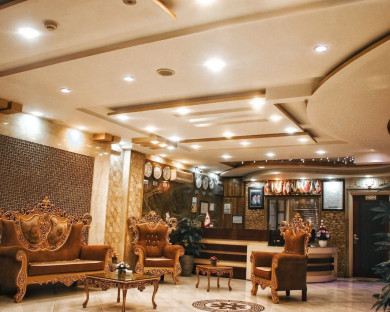 Mashhad-Espino-01.jpg