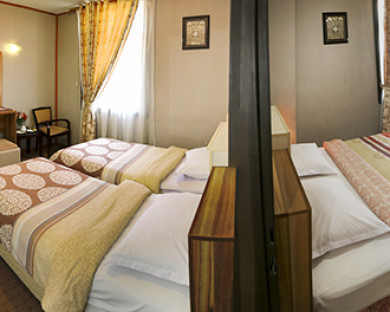 Mashhad-FarhangVaHonar-47.jpg