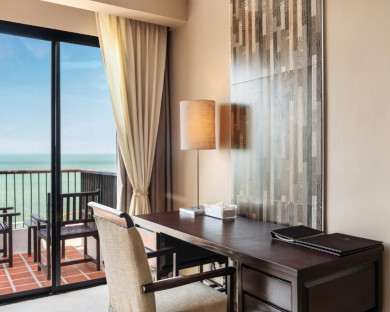 Pattaya-GardenCliffResort-2.jpg