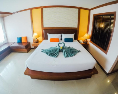 Phuket-Baumanburi-7.jpg