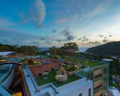 Phuket-CrestResortPoolVillas-4.jpg