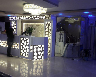 Qeshm-Amir-01.jpg