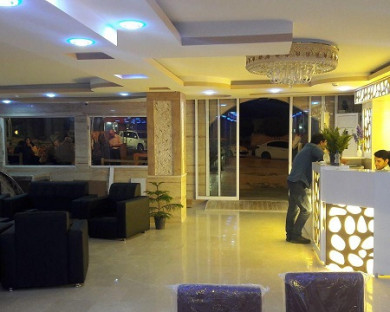 Qeshm-Amir-02.jpg