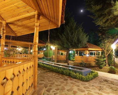 Rasht-Kadoos_bozorg-06.jpg