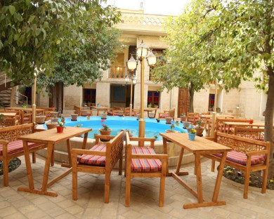 Shiraz-5Dari-07.jpg