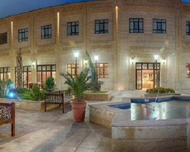 Shiraz-Beynalharamain-14.jpg
