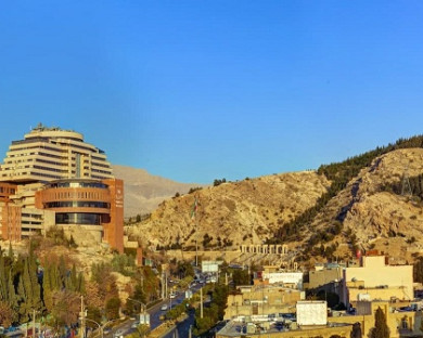 Shiraz-Bozorg-100.jpg