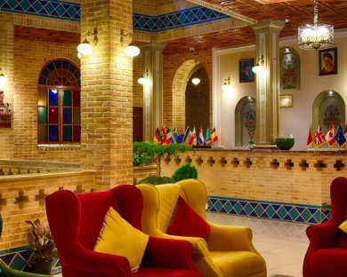 Shiraz-Darbari-05.jpg