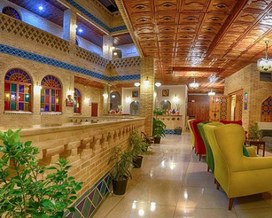 Shiraz-Darbari-07.jpg