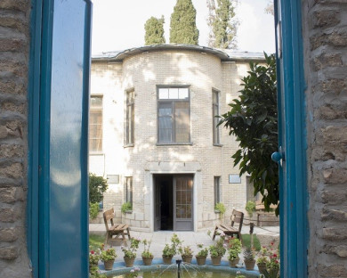 Shiraz-Iranian_garden-39.jpg
