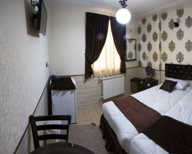 Shiraz-Keyvan-01.jpg