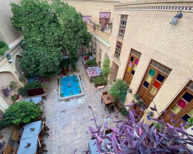 Shiraz-Mahmonir-05.jpg