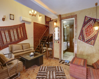 Shiraz-MojtameJahangardi-24.jpg