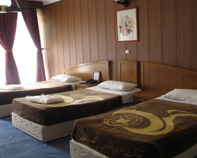 Shiraz-Mojtame_jahangardi-02.jpg