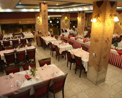 Shiraz-ParkSaadi-34.jpg