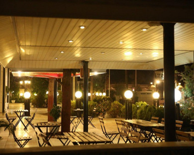 Shiraz-ParkSaadi-35.jpg