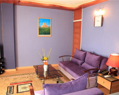 Shiraz-Tachar-04.jpg