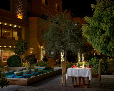 Shiraz-Zandiyeh-48.jpg