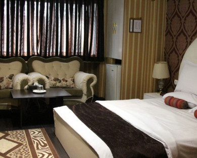 Tabriz-Caspian-40.jpg
