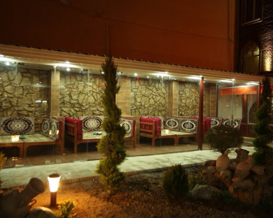 Tehran-Eram-02.jpg
