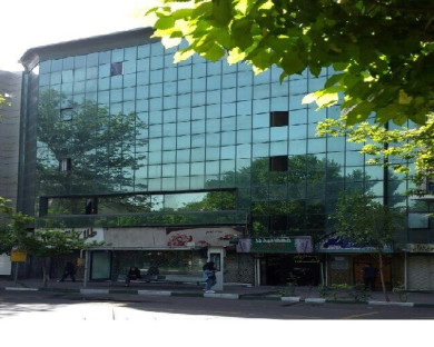 Tehran-Keshavarz-02.jpg