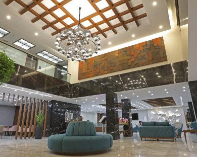 Tehran-Ritz-18.jpg