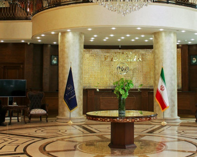Tehran-Wisteria-32.jpg